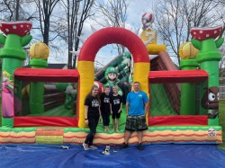 unnamed2 1724267529 Super Mario Bros Bounce House + Slide