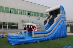 IMG 1531 1734401076 Shark Attack - 18ft Water Slide