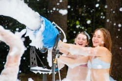 20250724 75fc841c f2e2 48a2 a766 57a7f751d2df 1769436753 Basic Foam Party Experience